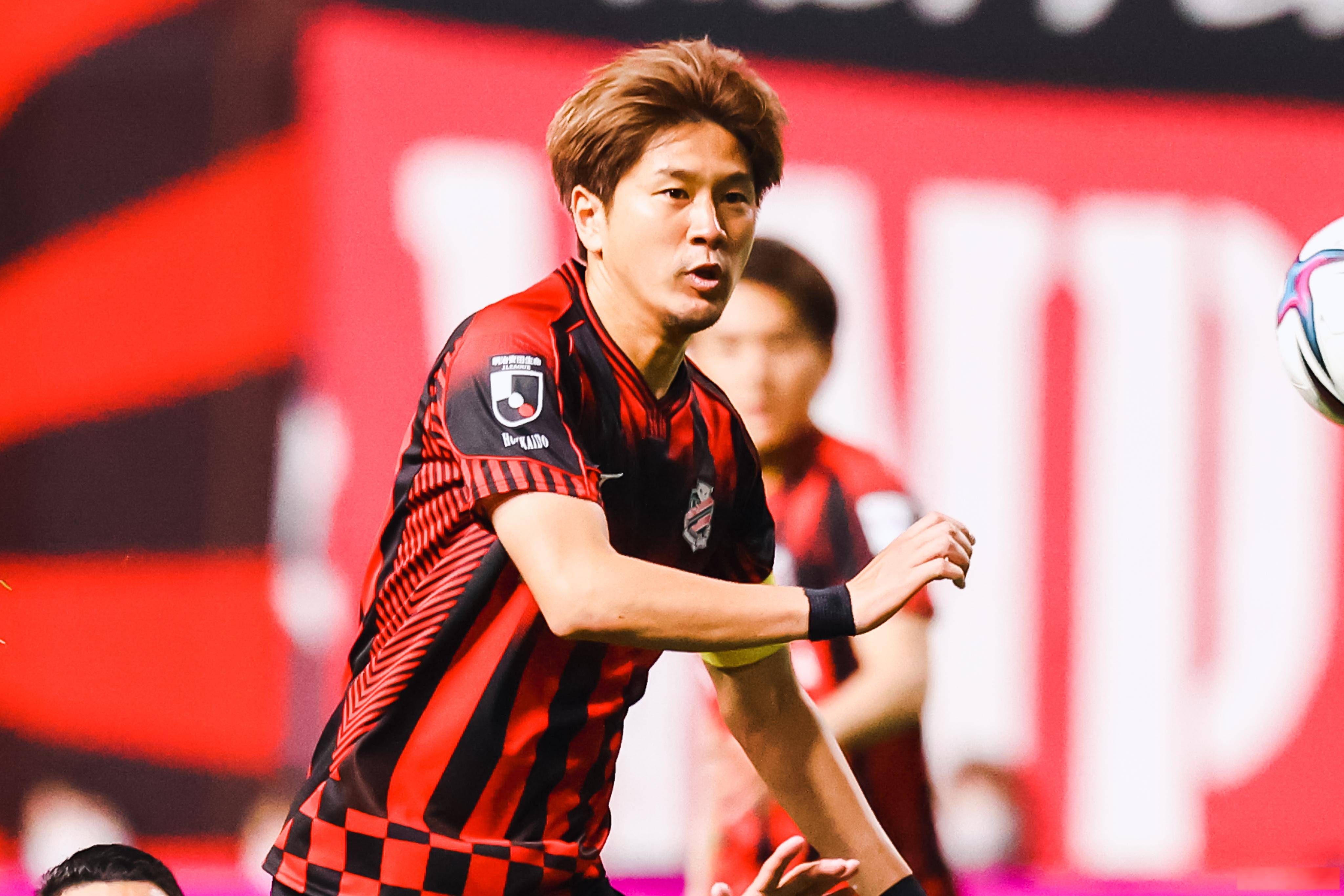 米乐体育官网-球员个人能力出彩，破解对方防线