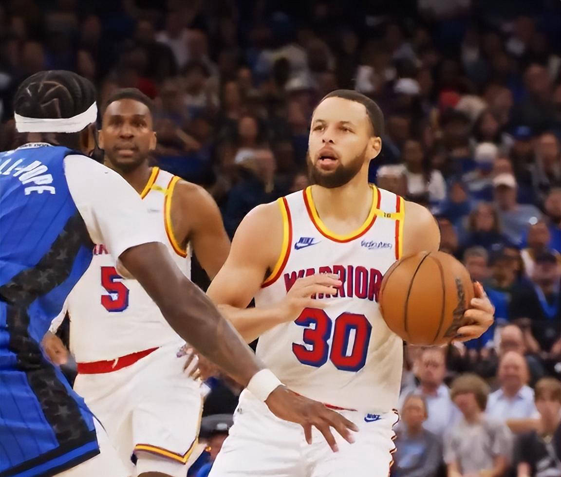 米乐m6官网-勇士险胜开拓者，库里神奇三分绝杀