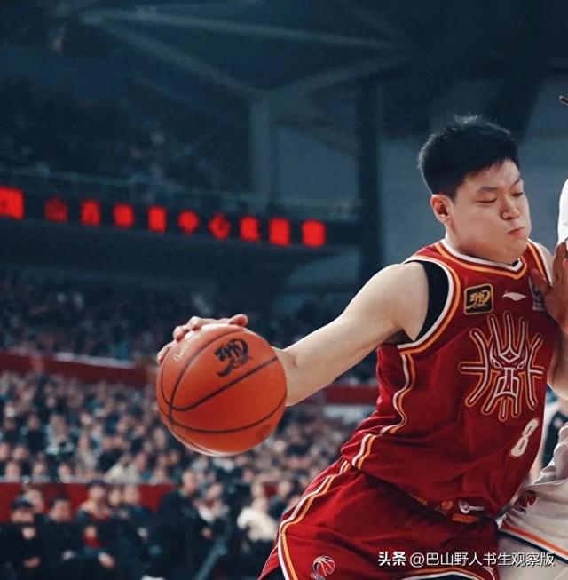 米乐足球官网-恒大主场战平泰达，积分榜位置继续下滑的简单介绍